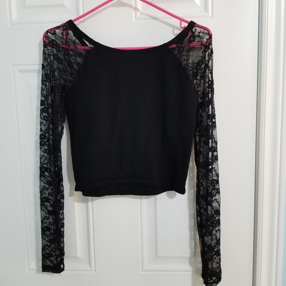 Top, Lacey sleeve cotton crop top - Picture 2 of 3